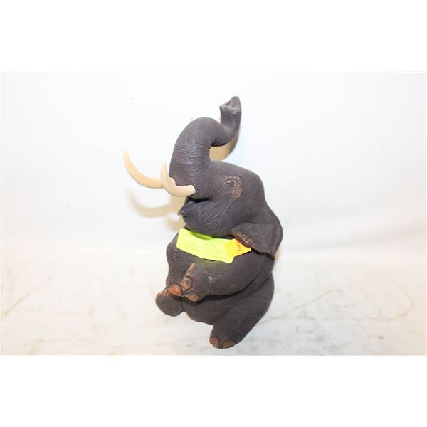 10" TALL ELEPHANT SCULPTURE WITH REMOVABLE TUSKS