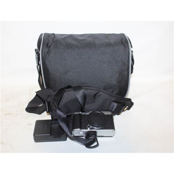 FUJIFILM S-M1 DIGITAL BODY MIRRORLESS CAMERA