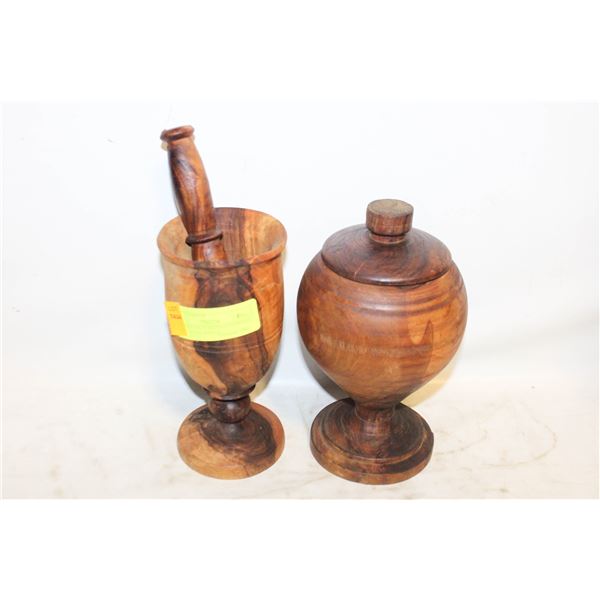 VINTAGE SOLID WOOD HANDMADE MORTLE AND PESTLE
