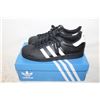 Image 1 : NEW ADIDAS SUPERSTAR CLASSIC B&W SIZE 9