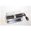Image 1 : VINTAGE DOMINION BRAND ELECTRIC WAFFLE MAKER