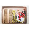 Image 1 : BOOSTER CABLES PLUS 2 BRUSHES
