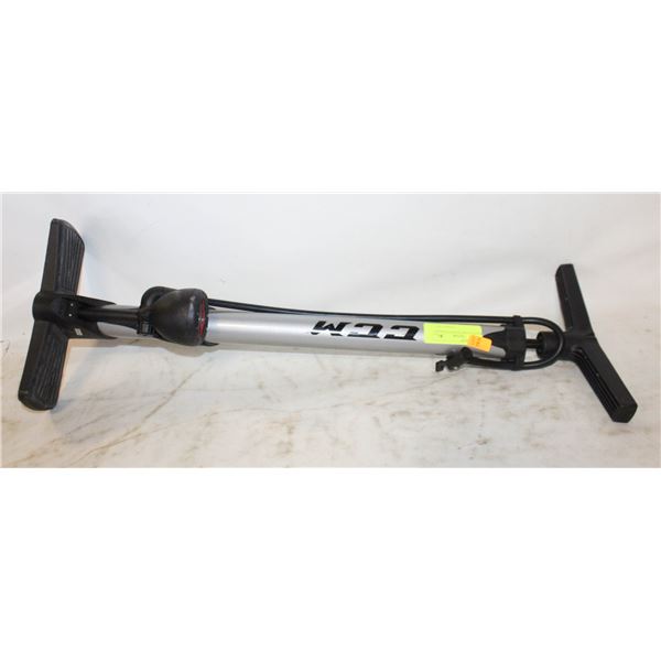 BICYCLE PUMP CCM WITH GAUGE