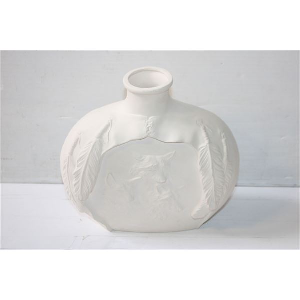 VINTAGE PROVINCIAL WOLF DECANTER