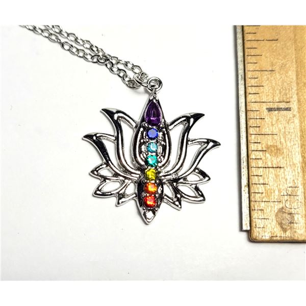 29)  SILVER TONE WITH 7 CHAKRA