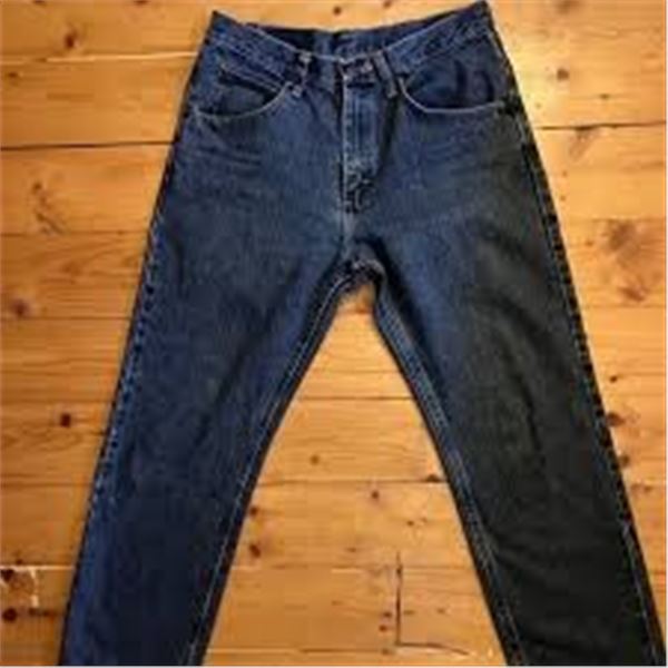 NEW WRANGLER JEANS SIZE 30 X 30