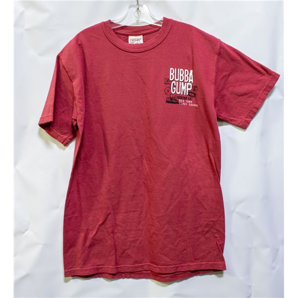 NEW WITH TAGS  BUBBA GUMP SHRIMPERS PARADISE