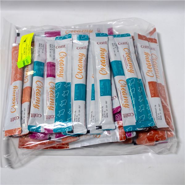 BAG OF 60 CATIT CREAMY LICKABLE CAT TREATS
