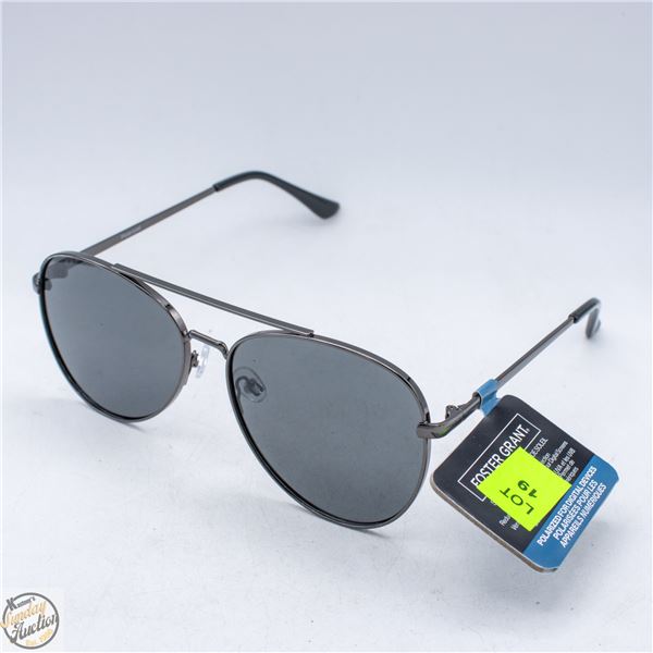 PAIR OF NEW FOSTER GRANT SUNGLASSES