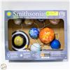 Image 1 : SMITHSONIAN 3D LED LIGHT UP SOLAR SYSTEM & REMOTE