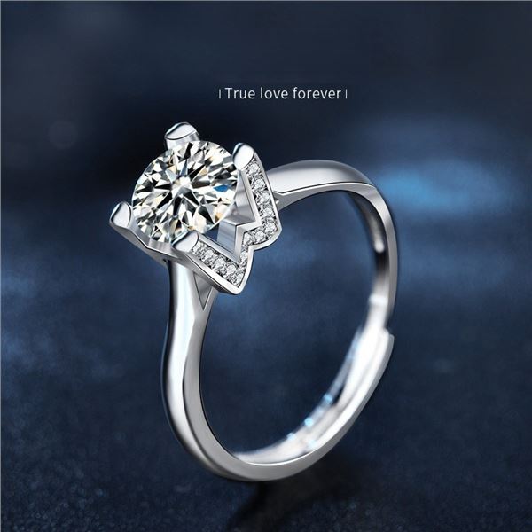 1 CT GRA CERTIFIED ROUND BRILLIANT MOISSANITE