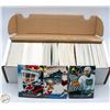 Image 1 : BOX ALL HOCKEY APPROX 520 CARDS