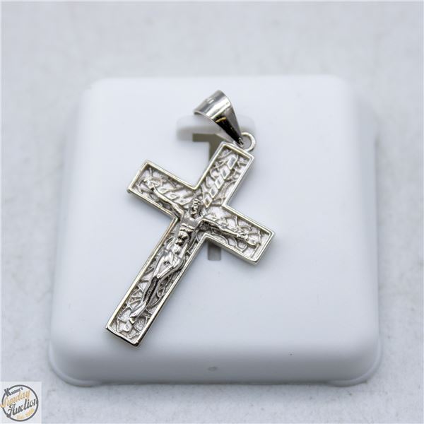 NEW SILVER PLATED CROSS PENDANT