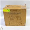 Image 1 : NEW COMFORDAY HAND-HELD STEAM CLEANER WITH