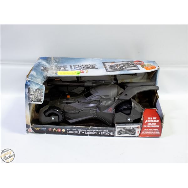 NEW DAMAGED BOX - JUSTICE LEAGUE FGG58 MEGA CANNON