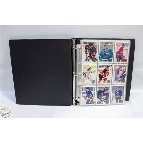 BINDER ALL 1993 OPC PREMIER HOCKEY APRX. 135 CARDS