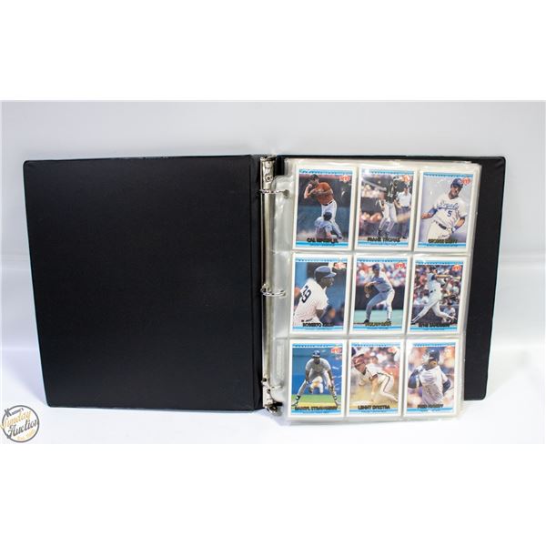 BINDER ALL 1993 DUNRUSS MVP BASEBALL APPROX 171