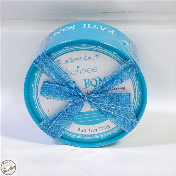 NEW 7 FRAGRANCE BATH BOMBS IN GIFT PACKAGE