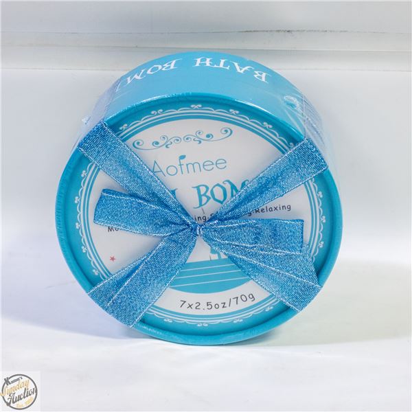 NEW 7 FRAGRANCE BATH BOMBS IN GIFT PACKAGE