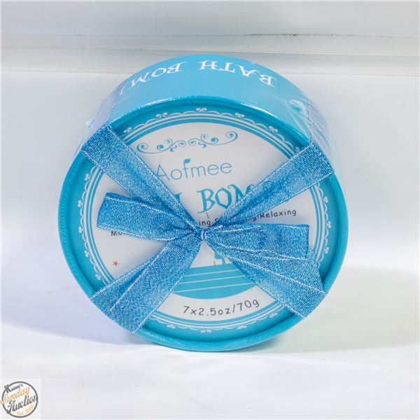 NEW 7 FRAGRANCE BATH BOMBS IN GIFT PACKAGE