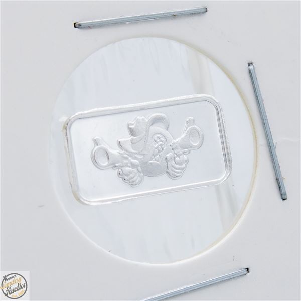 #4159-.999 FINE SILVER TOKEN WITH 8 BALL