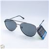 Image 1 : PAIR OF FOSTER GRANT SUNGLASSES