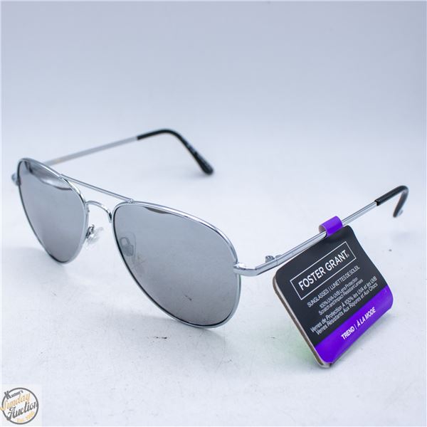 PAIR OF FOSTER GRANT SUNGLASSES