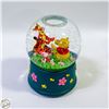 Image 1 : WINNIE THE POOH MUISICAL SNOW GLOBE