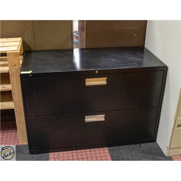 2 DRAWER FILE CABINET 28H X42W X19D