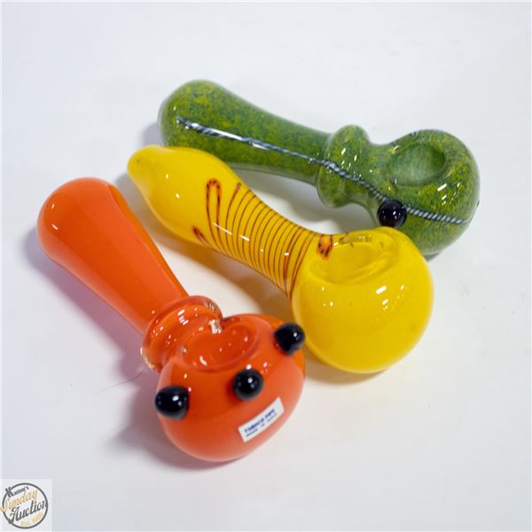 LOT OF 3 PIPES