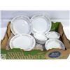 Image 1 : LOT OF 18 DINNER PLATES, BOWLS & SIDE PLATES
