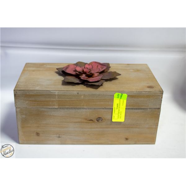 LIGHT BROWN WOODEN JEWELRY BOX WITH