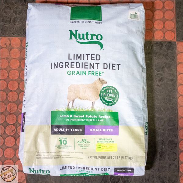 22LB NUTRO ADULT DOG FOOD LAMB & SWEET
