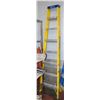 Image 1 : DAVIDSON PRO SERIES ALUMINUM 8 FOOT YELLOW