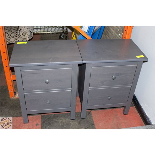 SET OF 2 WOOD GREY-WASH SIDE TABLES