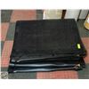 Image 1 : LOT OF 5 3FTX5FT SINGLE CUSHION ANTI-FATIQUE MATS