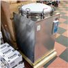 Image 3 : BRAND NEW 150L AUTOCLAVE UNIT 240V SINGLE PHASE
