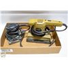 Image 1 : 2 SANDERS. BLACK & DECKER AND MAKITA