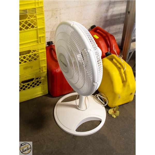 STANDING OSCILLATING FAN