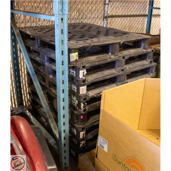 STACK OF 8 HEAVY DUTY PLASTIC PALLETS