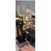 Image 1 : BRASS BIRD DOME CAGE STAND H-67"