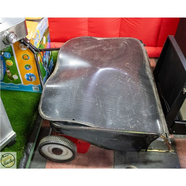 YARD COMMANDER 42" YARD SWEEPER WITH BAG