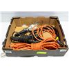 Image 1 : 3 EXTENSION CORDS & TROUBLE LIGHT