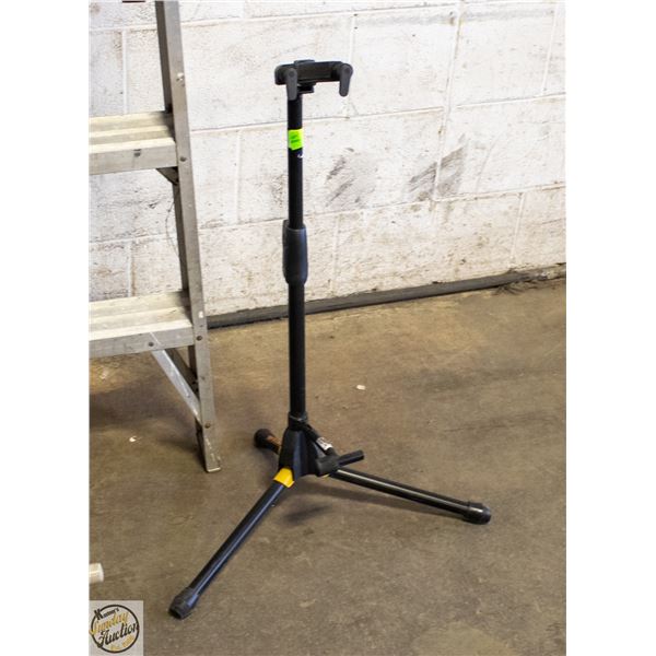 HERCULES GUITAR STAND