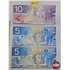 Image 2 : Canada Bills (3):  - 2002 $5 : Knight/Dodge #ANV9913255 - 2002 $5 : Knight/Dodge #ANV9835025 - 2001 