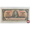 Image 3 : Bank of Canada Bills 1937 (3): - $1 : Gordon/Towers #XL3047298 - $2 : Coyne/Towers #BR9013325 - $1 :