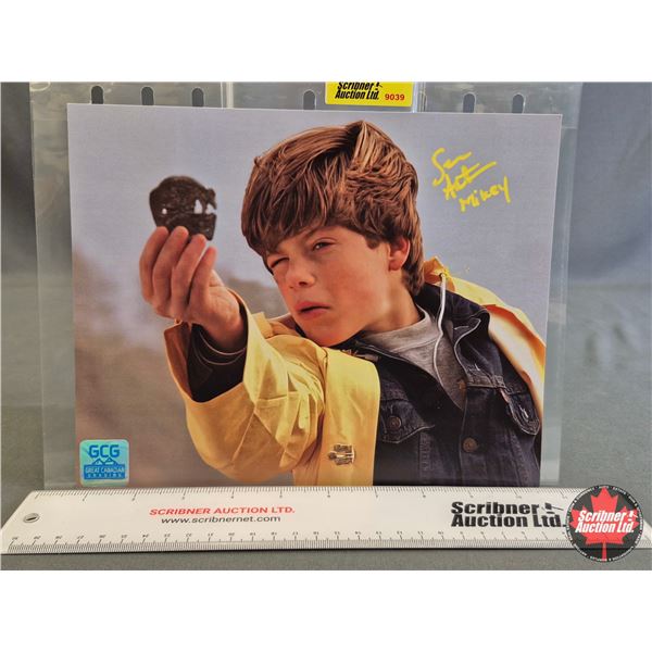 Autographed 8x10 Photo : Goonies - Sean Astin (Certified : GCG)