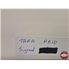 Image 7 : Autographed 8x10 Photo & Magazine Cover : Tara Reid