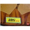 Image 4 : Vintage Elvis Presley Lacquered Wooden Plaque : Aloha From Hawaii (c. 1973) (Measures : 23"H x 17"W)