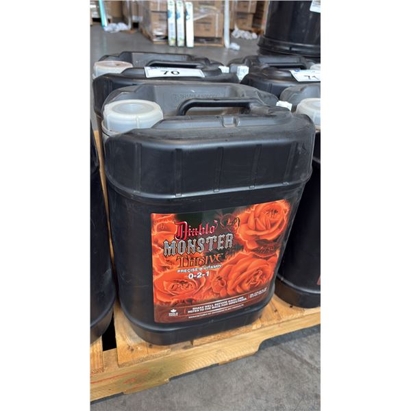 MONSTER DIABLO TRIVE 0-2-1 20 LITERS